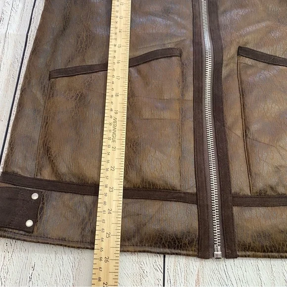 7 For All Mankind Brown Faux Leather Vest with Shearling Trim XS - Picture 13 of 14